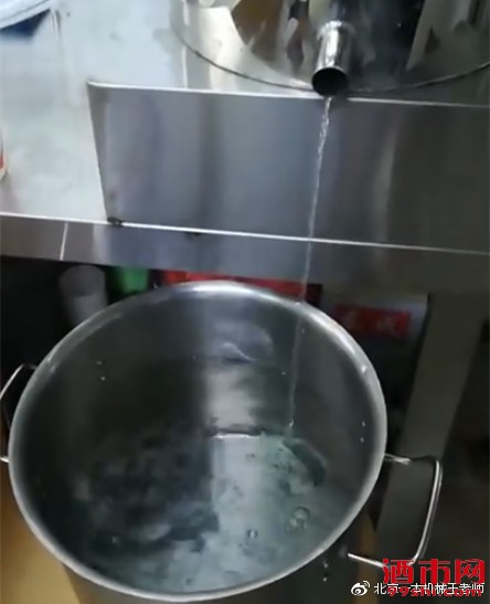 Ӿ.jpg